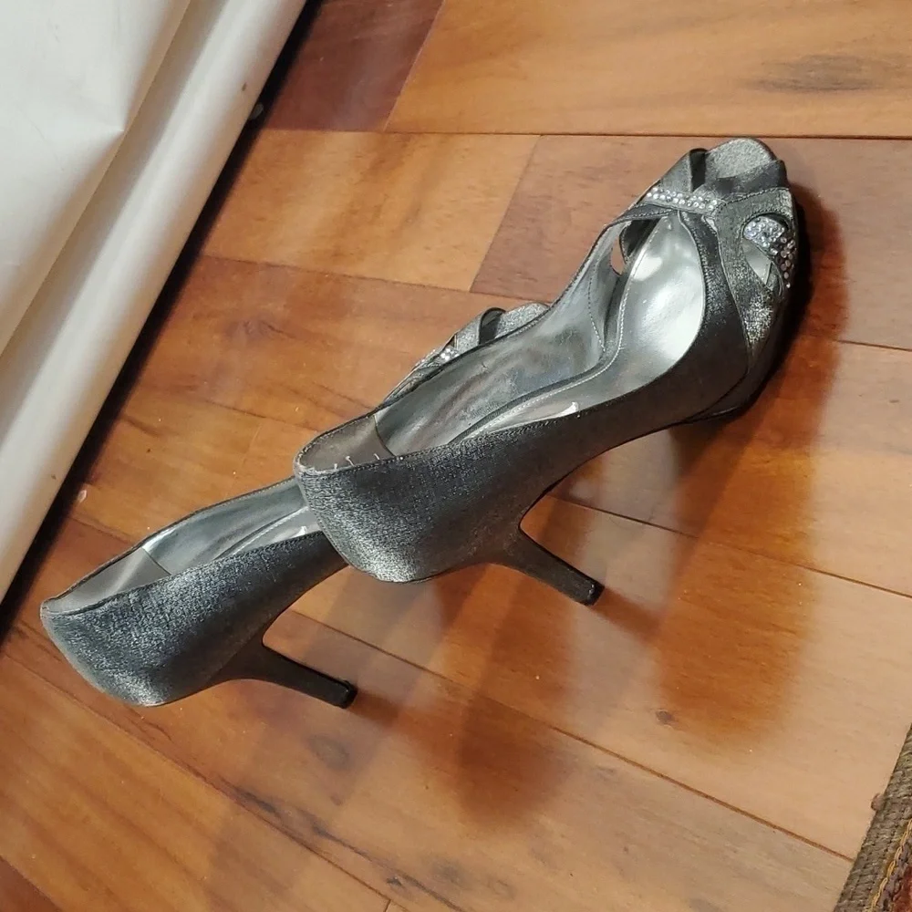 NINA Gray Peep Toe Platform Pumps Heels Shoes Women's 8.5 M